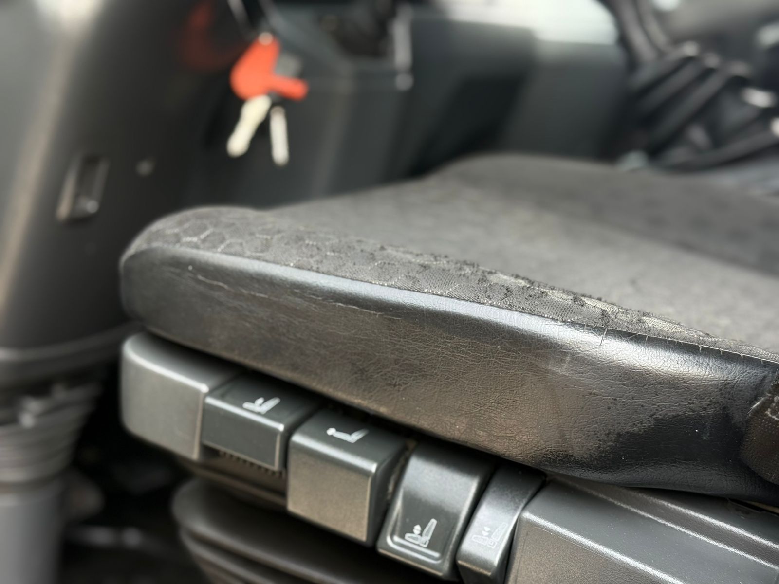 375b4856-08d3-4214-bcd1-f8e2bf78b236