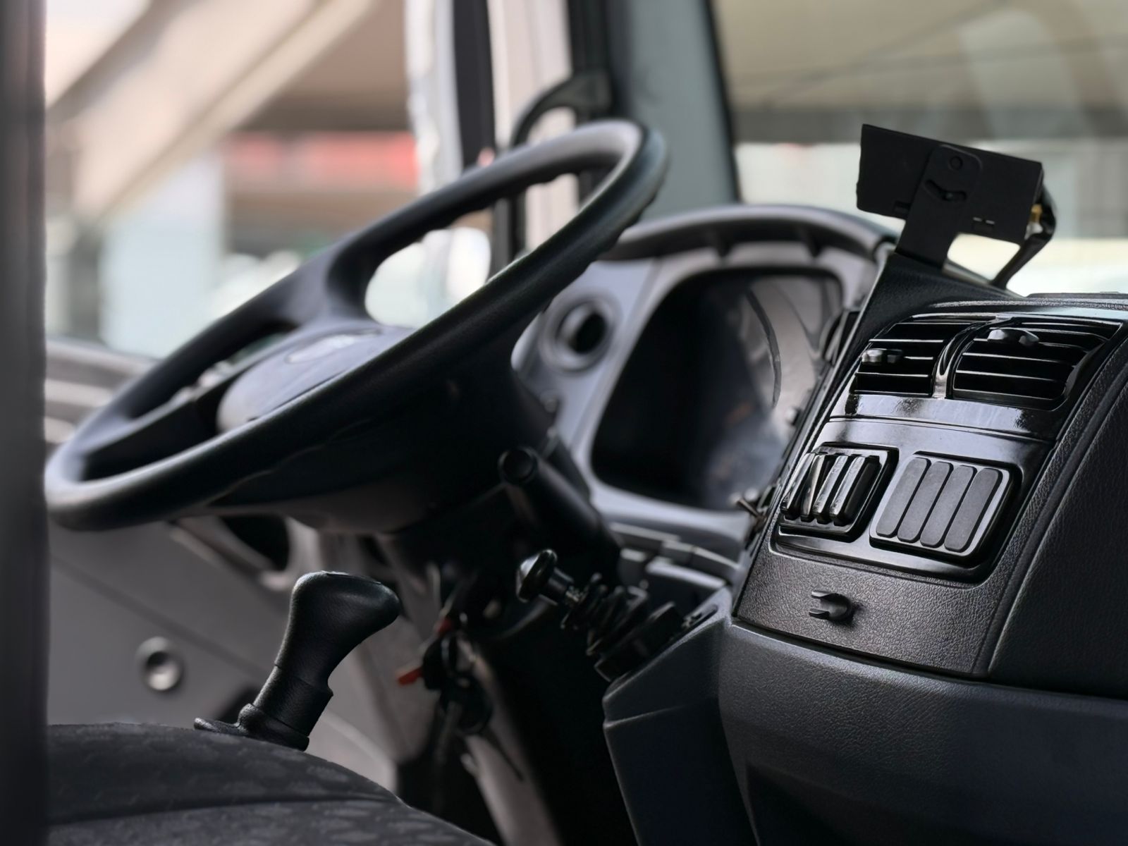 e3e67242-0680-4f18-a9f5-25c077408fcc