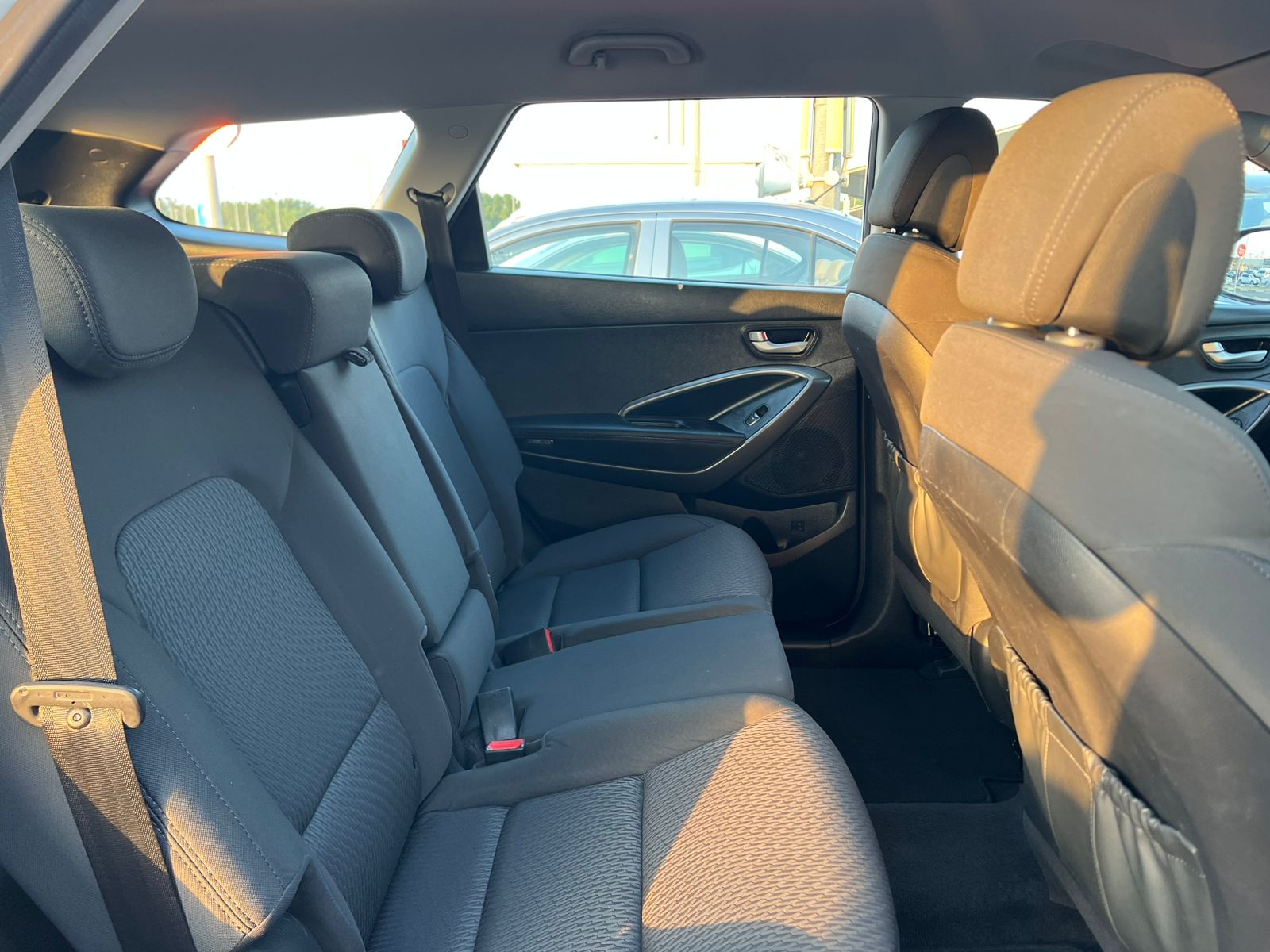 06de03ee-6096-482d-ae9b-80b23185ea09