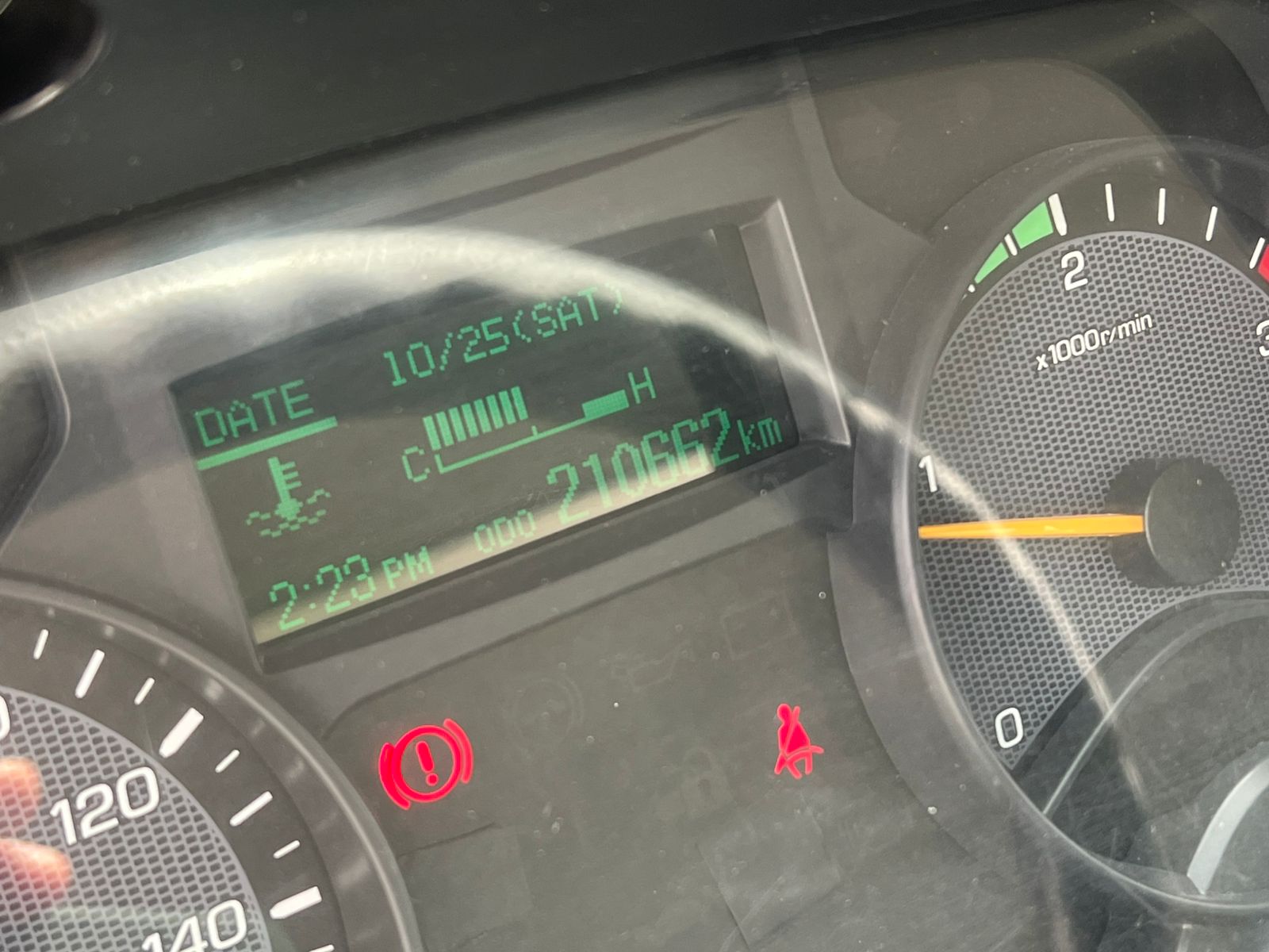 12eb3b03-9707-4e1e-8c7f-21f99edf5030