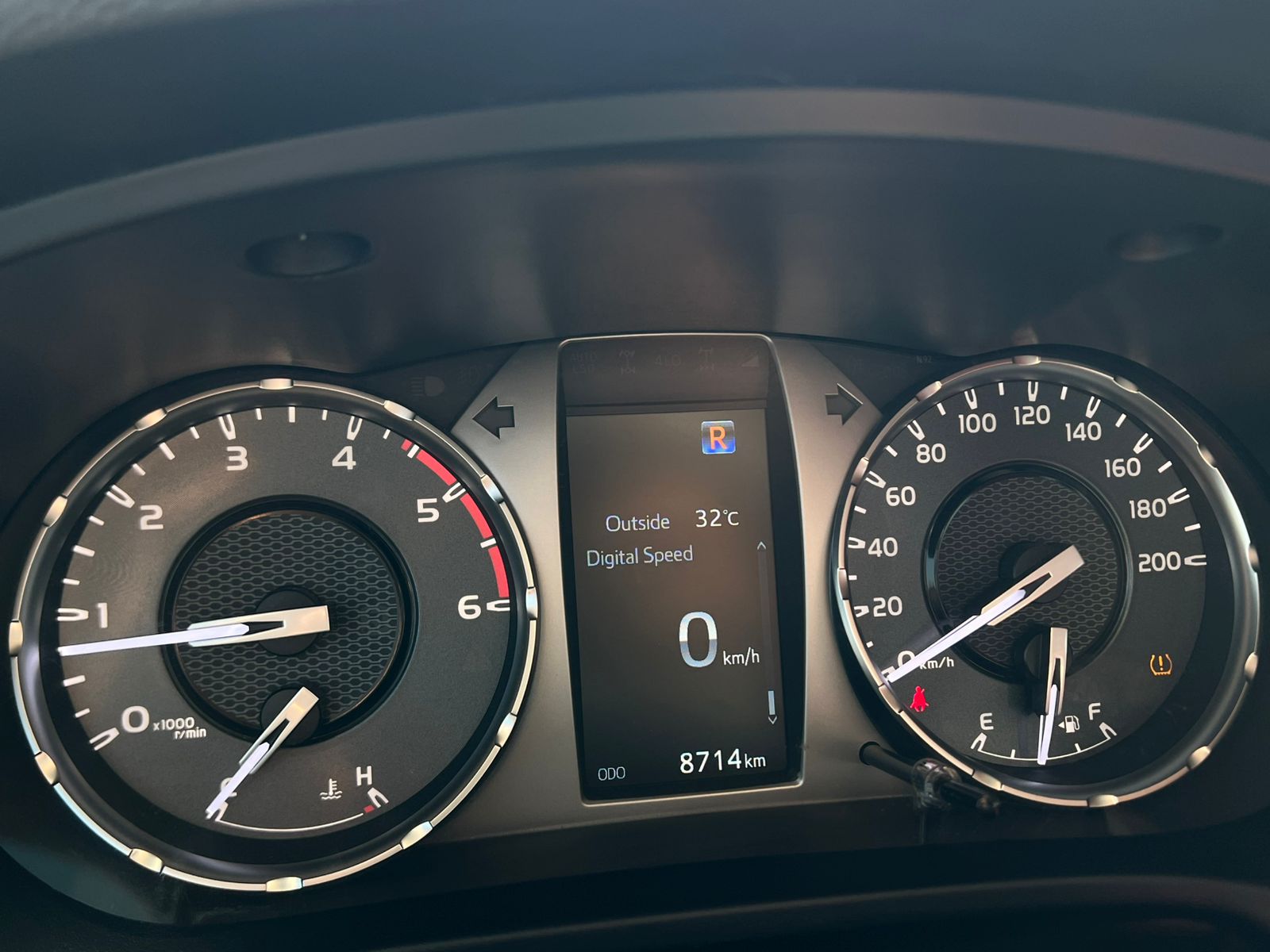 588dab75-8ff1-4246-b2a1-7e105c7b7e71