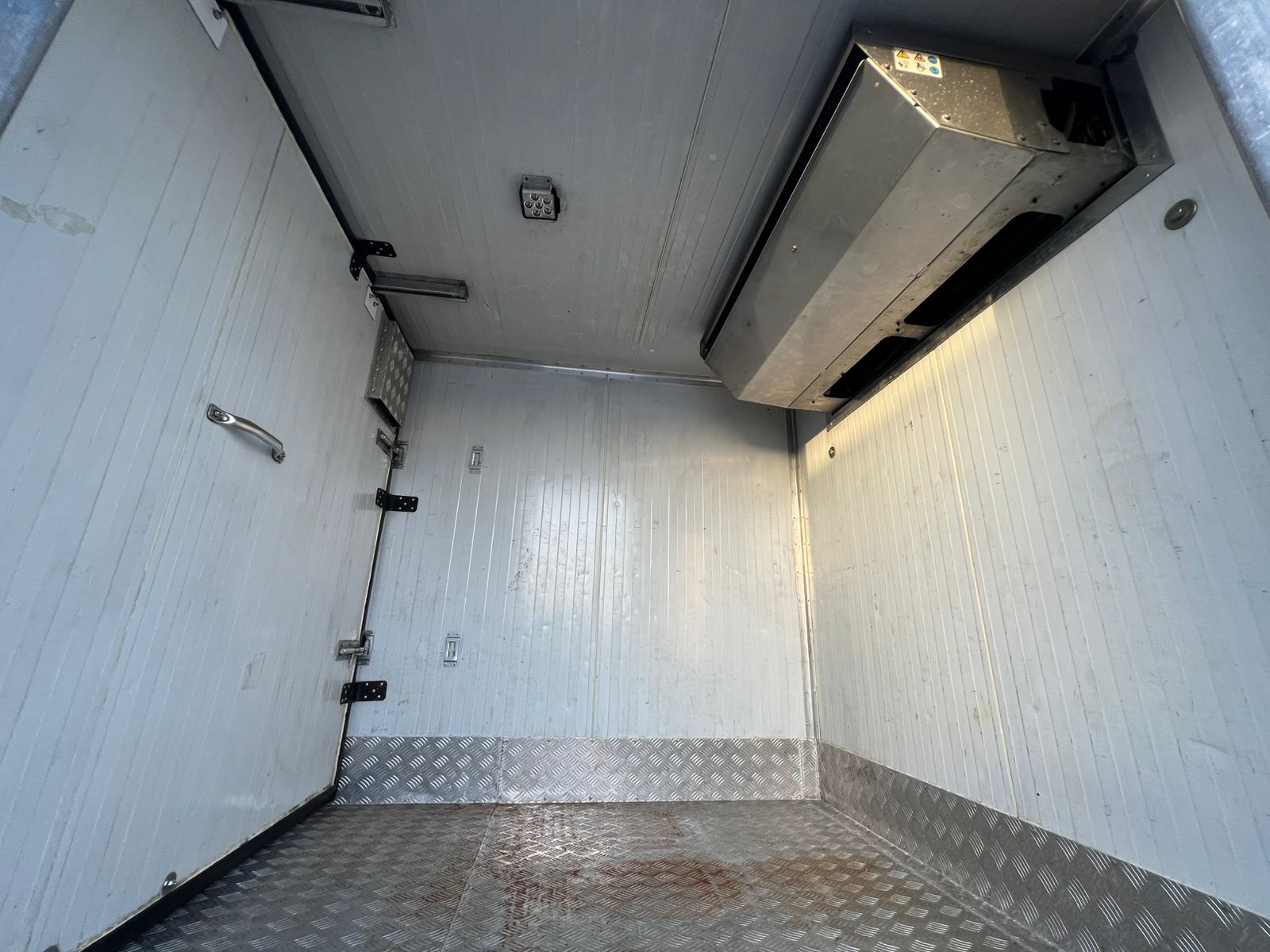 ea284fc0-86e1-4c5c-873e-87925aa0b095