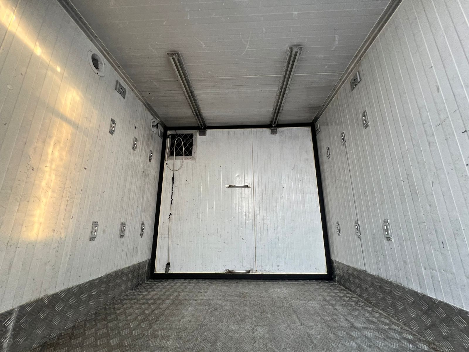 48d6ba46-83f1-4e7a-9e5b-e245ac9127e1