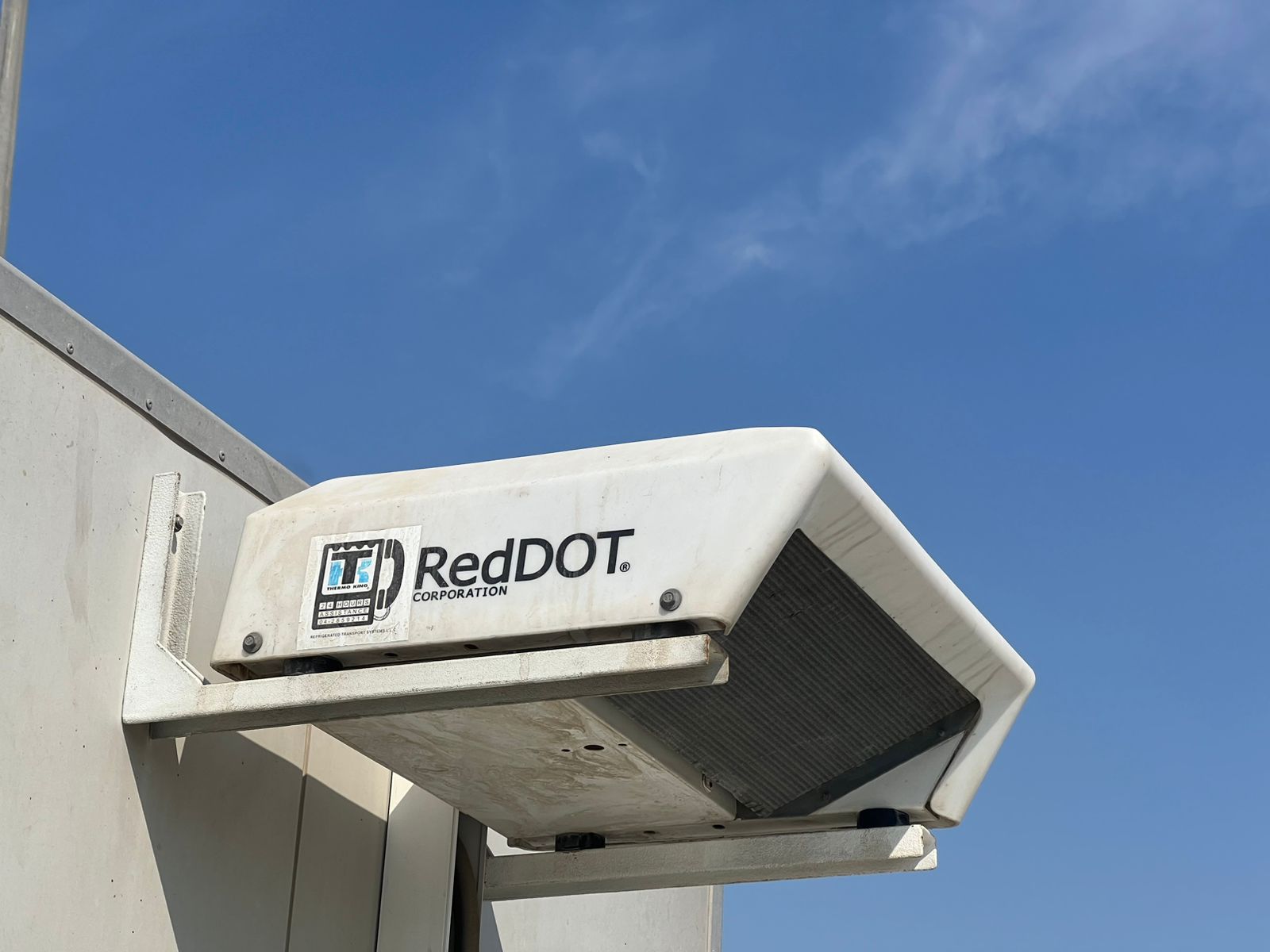 ed994584-fc05-41b7-8859-3fa35d6054fb